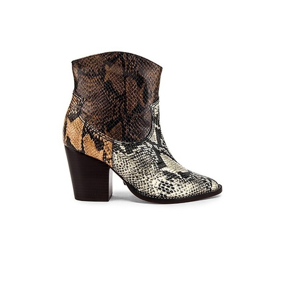 SCHUTZ Shoes - Schutz Snakeskin Revolve Leather Western Ankle Boots Brown Cream Pointed Toe 5.5